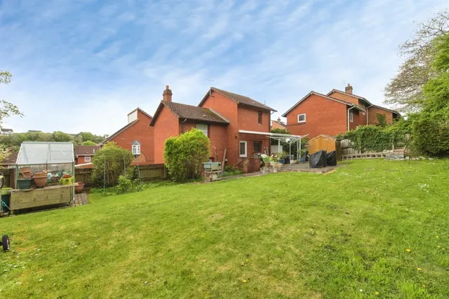 Hexworthy Avenue, Exeter, EX4, photo 2