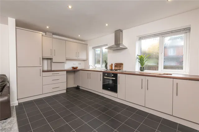 Sandon View, Leeds, LS10, photo 3