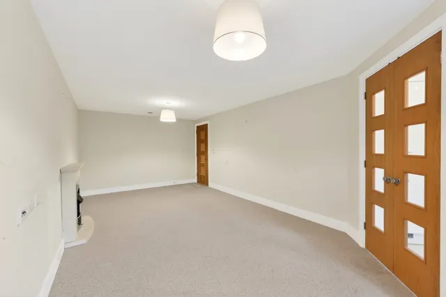 Kingston Road, London, SW20, photo 3