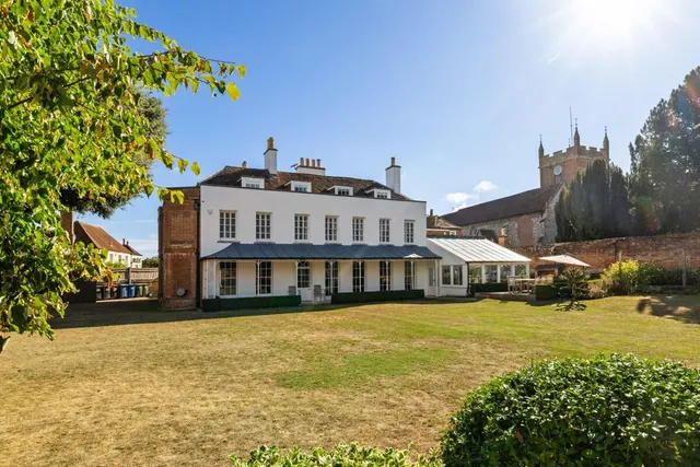 The Bury, Odiham, RG29, photo 1