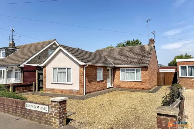 Gunthorpe Road, Gunthorpe, PE4, photo 1