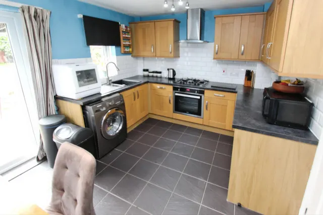 Hatton Crofts, Long Eaton, NG10, photo 2