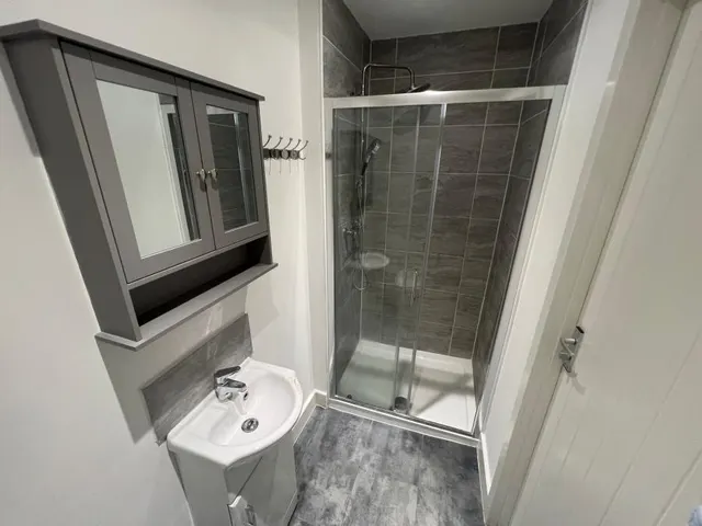 Laburnum Grove, Beeston, NG9, photo 3