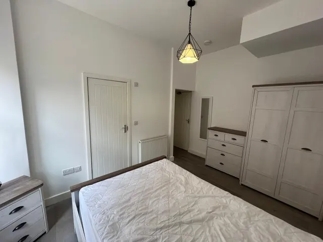 Laburnum Grove, Beeston, NG9, photo 2