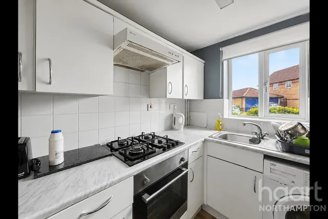 Rochelle Way, Northampton, NN5, photo 2