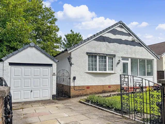 Kersal Road, Salford, M7, photo 1