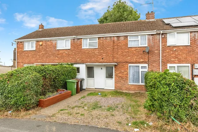 Ashley Avenue, Corby, photo 1