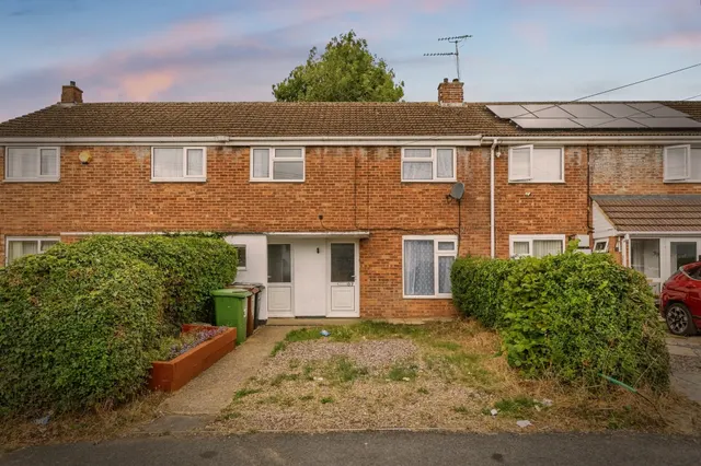 Ashley Avenue, Corby, NN17, photo 1