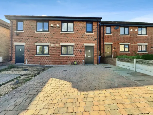 Oak Lea Gardens, Worsley, M28, photo 1