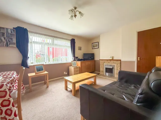 Southfield Road, Nailsea, BS48, photo 2