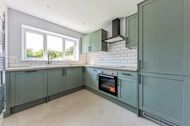 Photo 2 — Deepdale Drive, Leasingham, Sleaford
