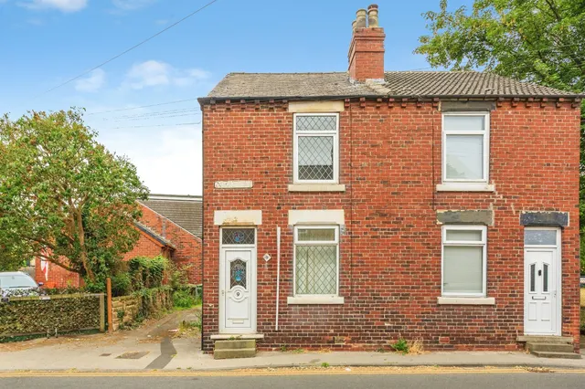 School Lane, Ryhill, WAKEFIELD, photo 1