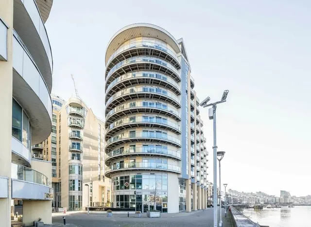 Bridges Court Road, Battersea, SW11, photo 1
