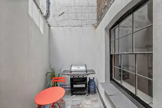 Craven Street, London, WC2N, photo 2