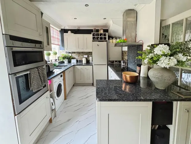 London Road, Clacton-on-Sea, CO15, photo 2
