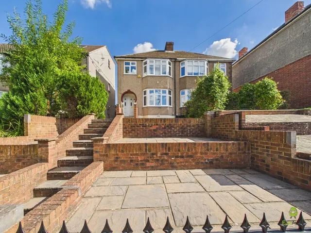 Station Road, Crayford, DA1, photo 2