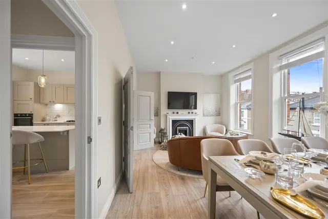 Mozart Street, London W10 4LA, photo 1