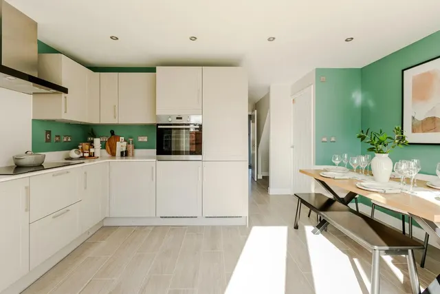 Buckingham Road, Milton Keynes, MK3, photo 2
