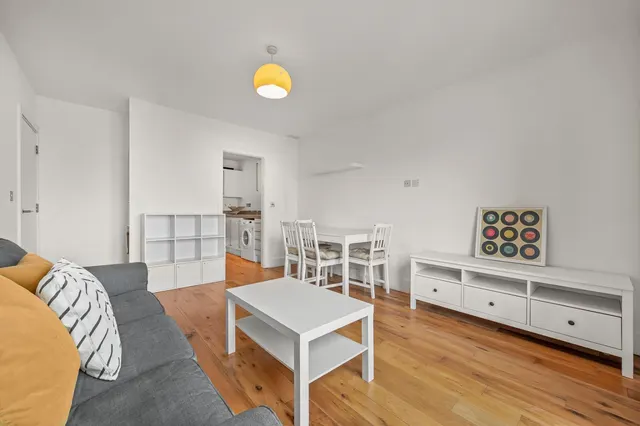 Baltic Place, Hackney, N1, photo 2