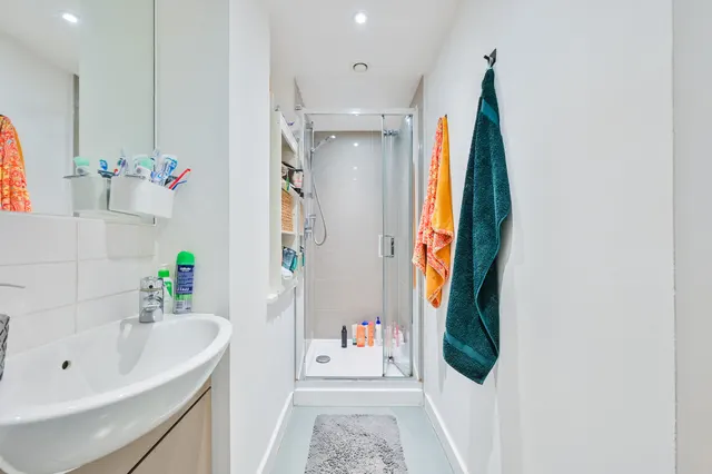 Photo 2 — Flat 3 Canalside Studios, 8-14 St Pancras Way, London