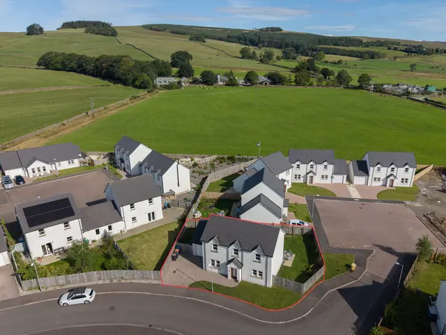 Photo 2 — Meadow Crescent, Crocketford, Dumfries, DG2 8BT