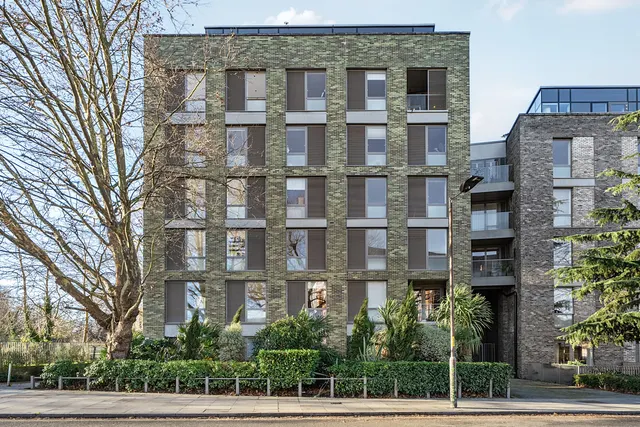 Woods Road, SE15, photo 2