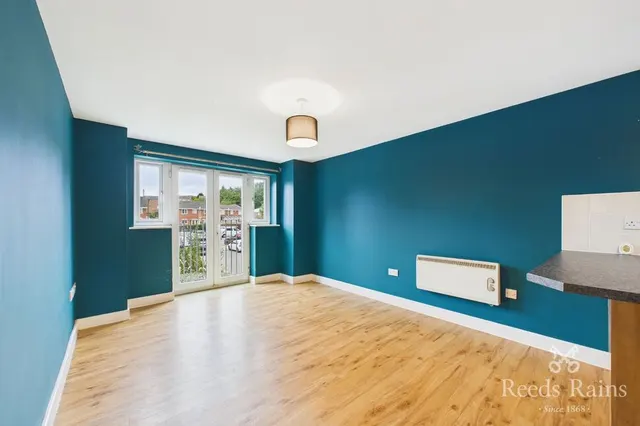Glover Street, St. Helens, WA10, photo 1