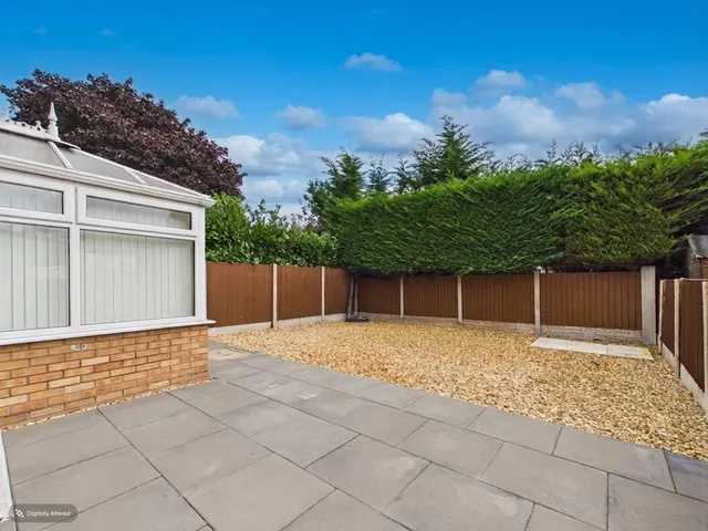 Gourton Square, Wrexham, LL13, photo 3