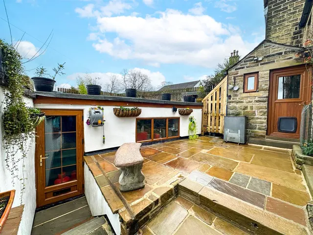 Photo 2 — Green Head Road, Keighley, BD20 6ED
