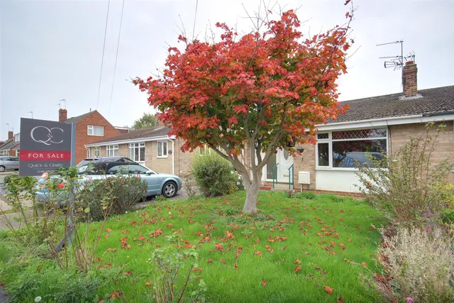 Photo 3 — Chestnut Avenue, Beverley