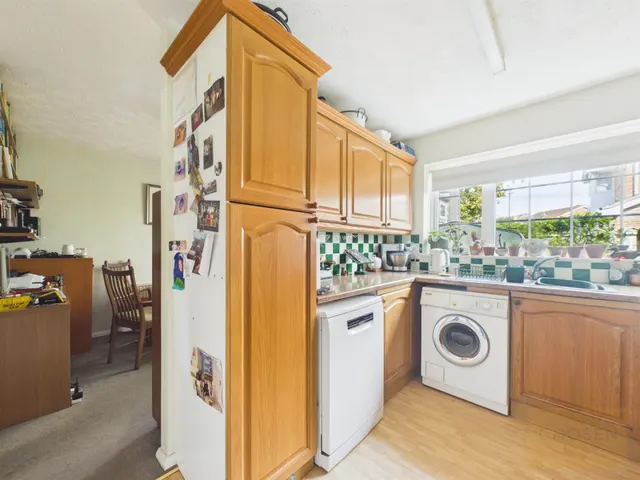 Mary Rose Avenue, Churchdown, GL3, photo 3