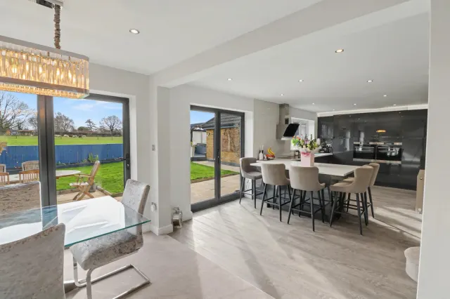 Marlborough Drive, Sandbach, photo 3