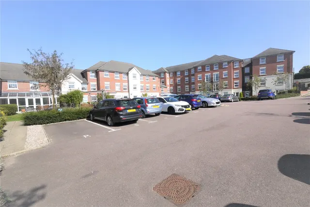 Ongar, CM5, photo 1