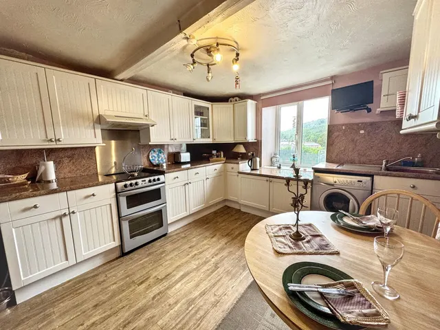 Photo 3 — Bron Llan, Llanfairtalhaiarn, Conwy, LL22 8SS