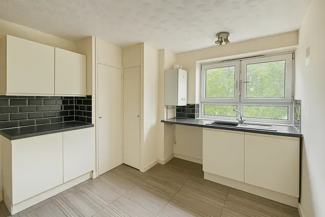 Photo 2 — Flat 72, Dukes Court, Barking Road, London, E6 2LP