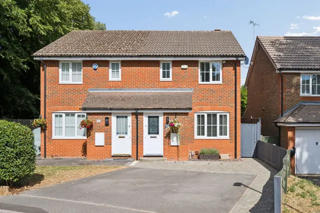 Booker Place, High Wycombe, HP12, photo 1