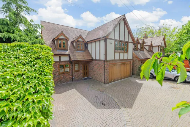 Lower Higham Road, Chalk, DA12, photo 1
