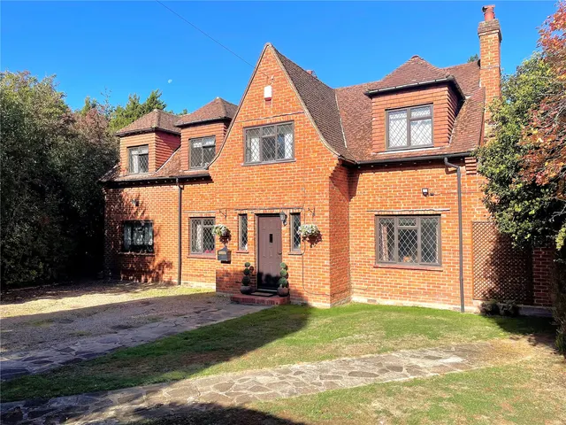 Wembury Park, Newchapel, RH7, photo 1