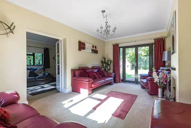 Wembury Park, Newchapel, RH7, photo 3