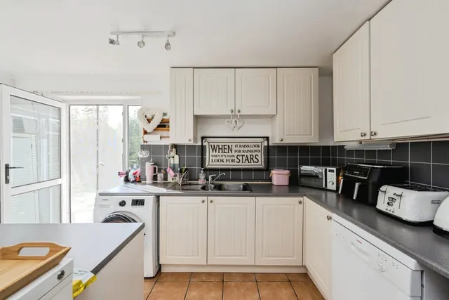 Heol Cae Tynewydd Swansea, SA4, photo 3