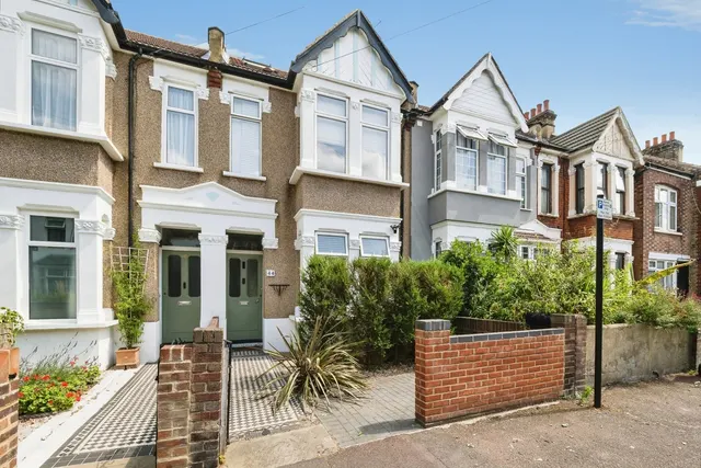 Northfield Road, East Ham, London, E6, photo 1