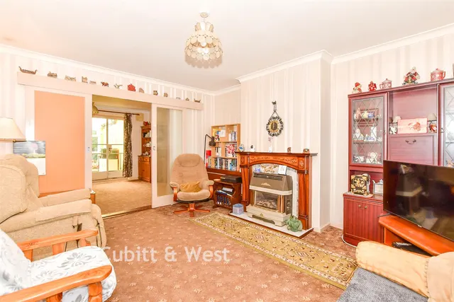 Ernest Road, Havant, PO9, photo 3