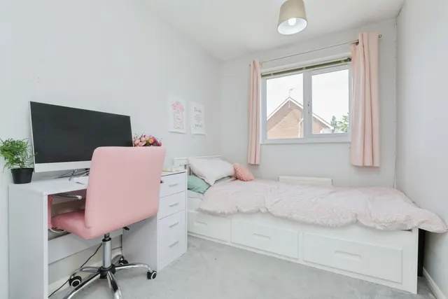 Belfry Drive, Leicester, LE3, photo 2