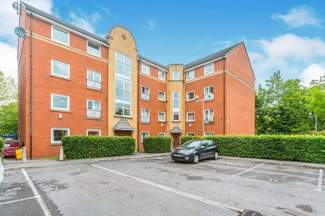 Whiteoak Road, Manchester, M14, photo 1