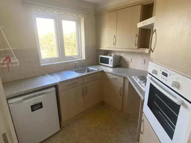 Stour Road, Christchurch, BH23, photo 2