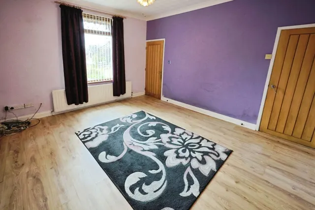 High Queen Street, Witton Park, DL14, photo 3