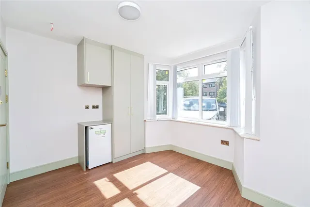 Church Road, Ealing, UB5, photo 2
