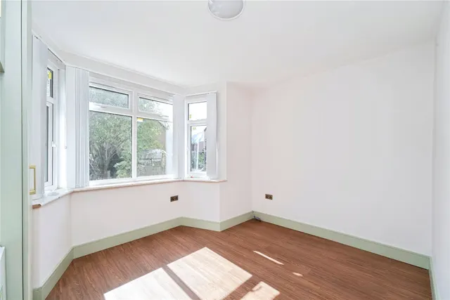 Church Road, Ealing, UB5, photo 1