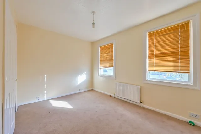 Photo 2 — 30 Florence Road, London