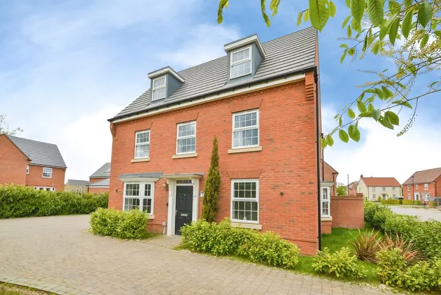 Cotcliffe Way, Nunthorpe, Middlesbrough, North Yorkshire, TS7, photo 1